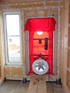 Blower Door Test, Gebläse in Haustüre, Zertifizierter Prüfer Energieberatung Hof, Nürnberg