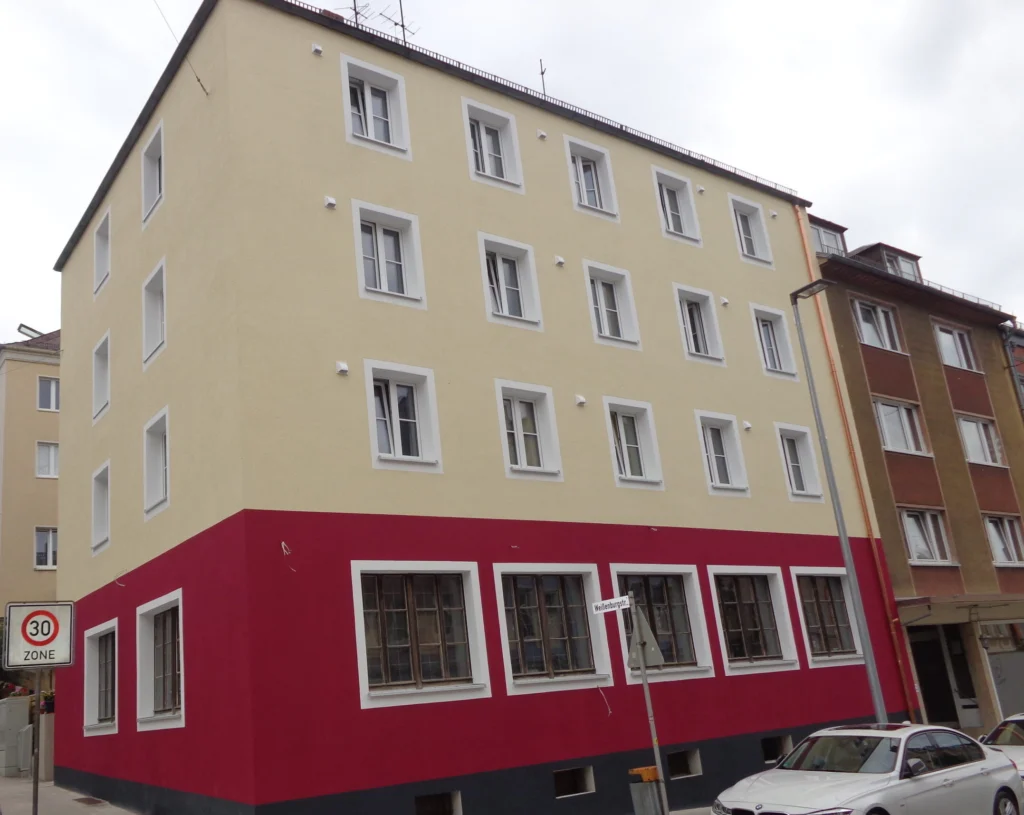 Mehrfamilienhaus in Hof nach energetischer Sanierung mit Einzelmaßnahmen